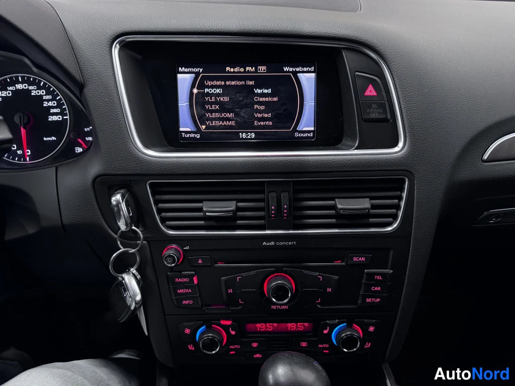 Beige Audi Q5 2011, kuva 12