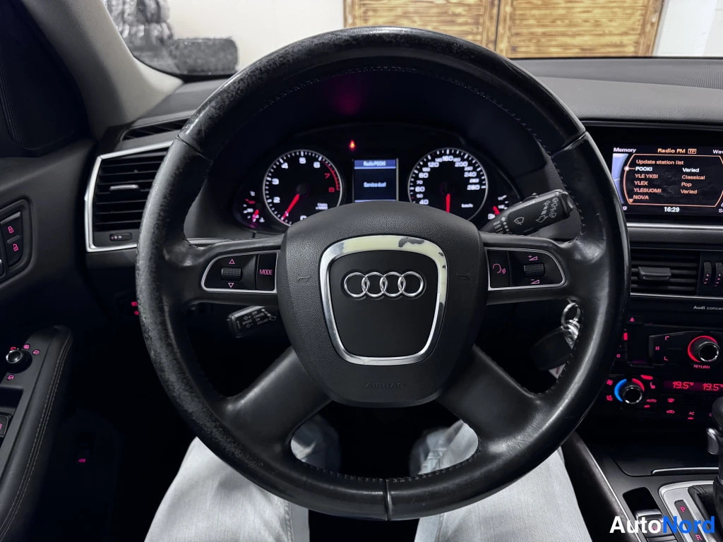 Beige Audi Q5 2011, kuva 13