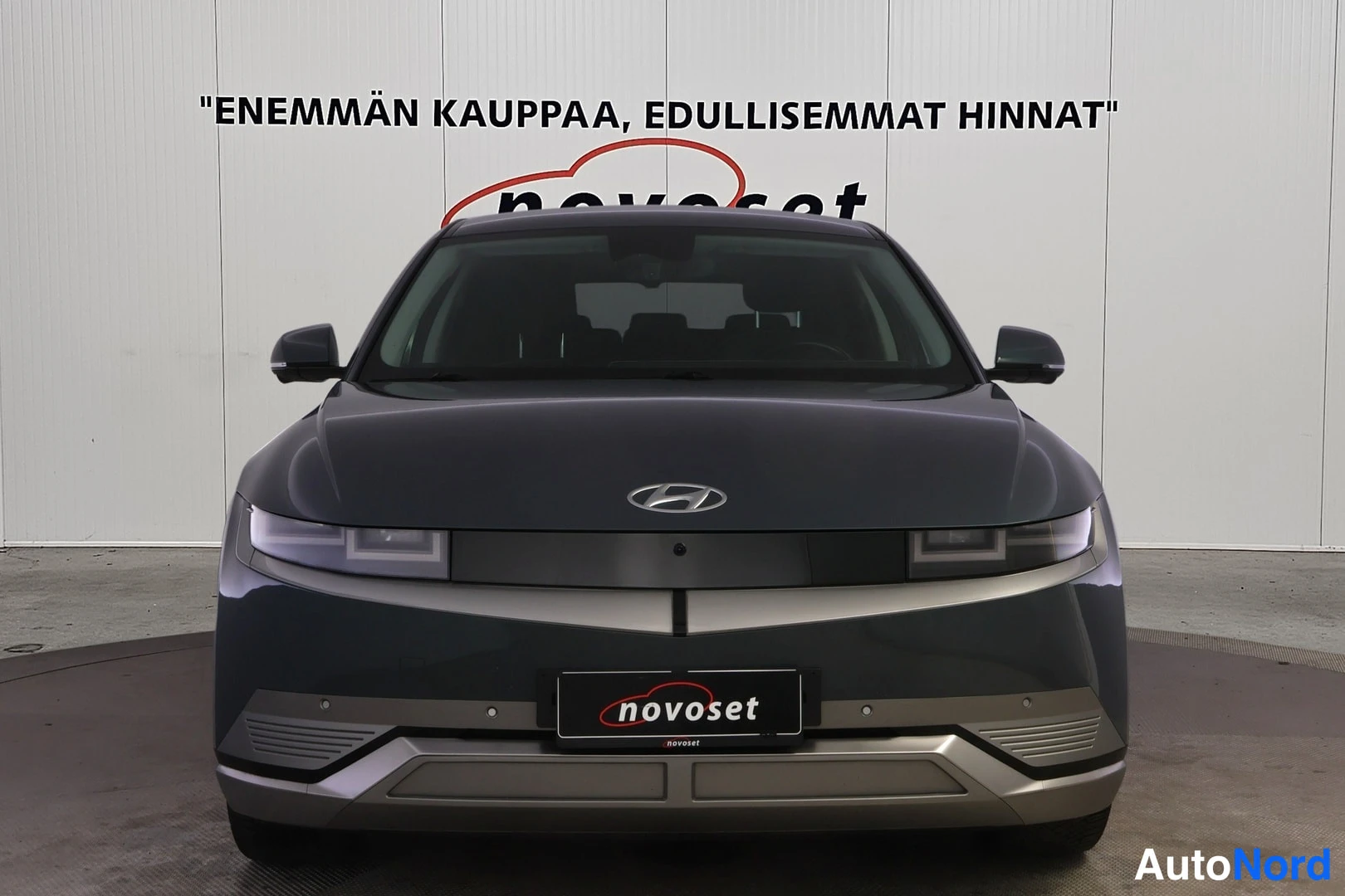 Harmaa Hyundai IONIQ 5 2022, edestä, kuva 3