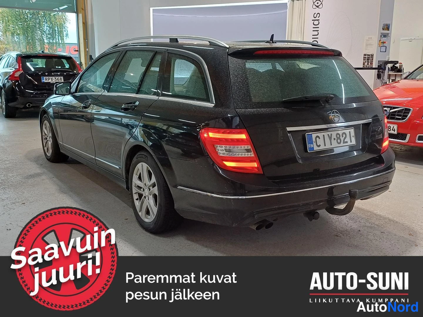 Musta Mercedes-Benz C 2013, takaviisto, kuva 2