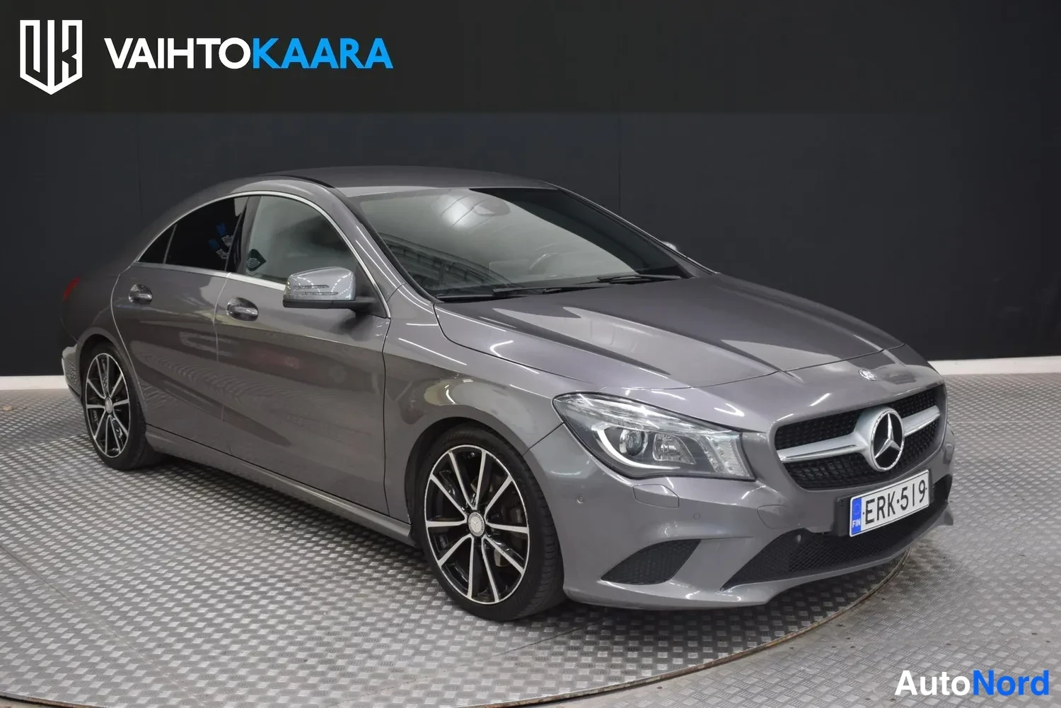 Harmaa Mercedes-Benz CLA 200 2016, etuviisto, keula oikealle, kuva 4