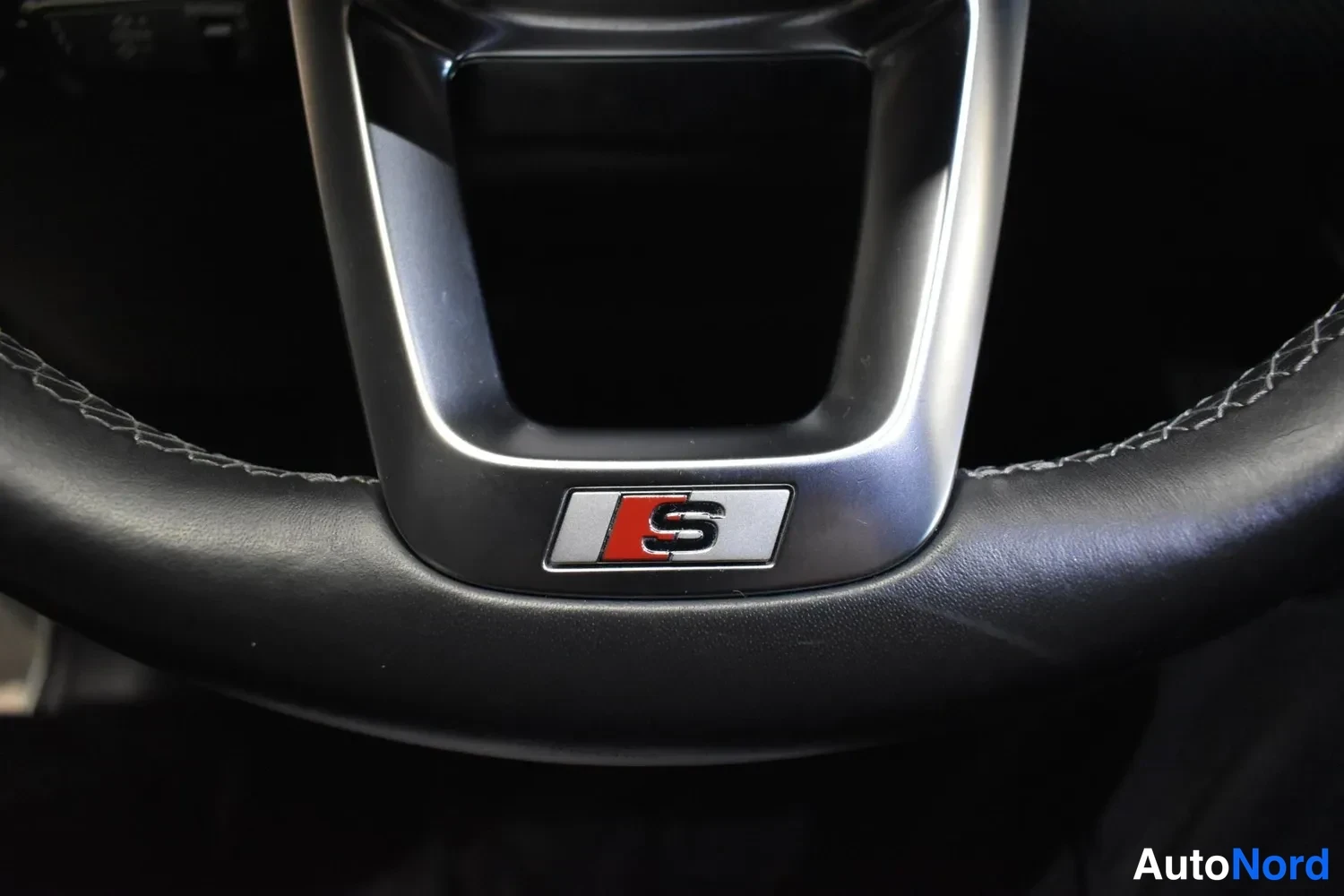 White Audi A4 2022, photo 9
