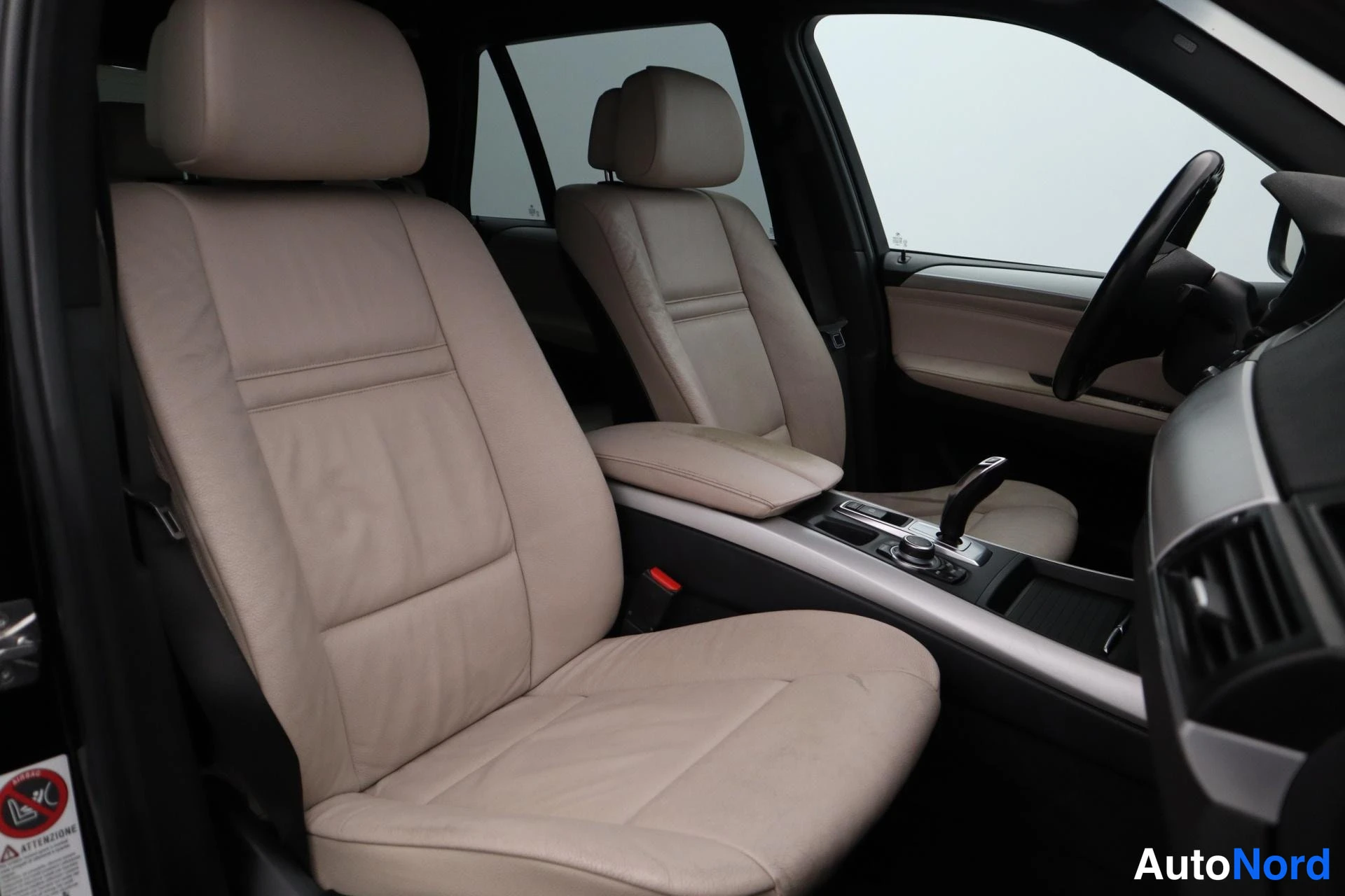 Musta BMW X5 2010, kuva 13