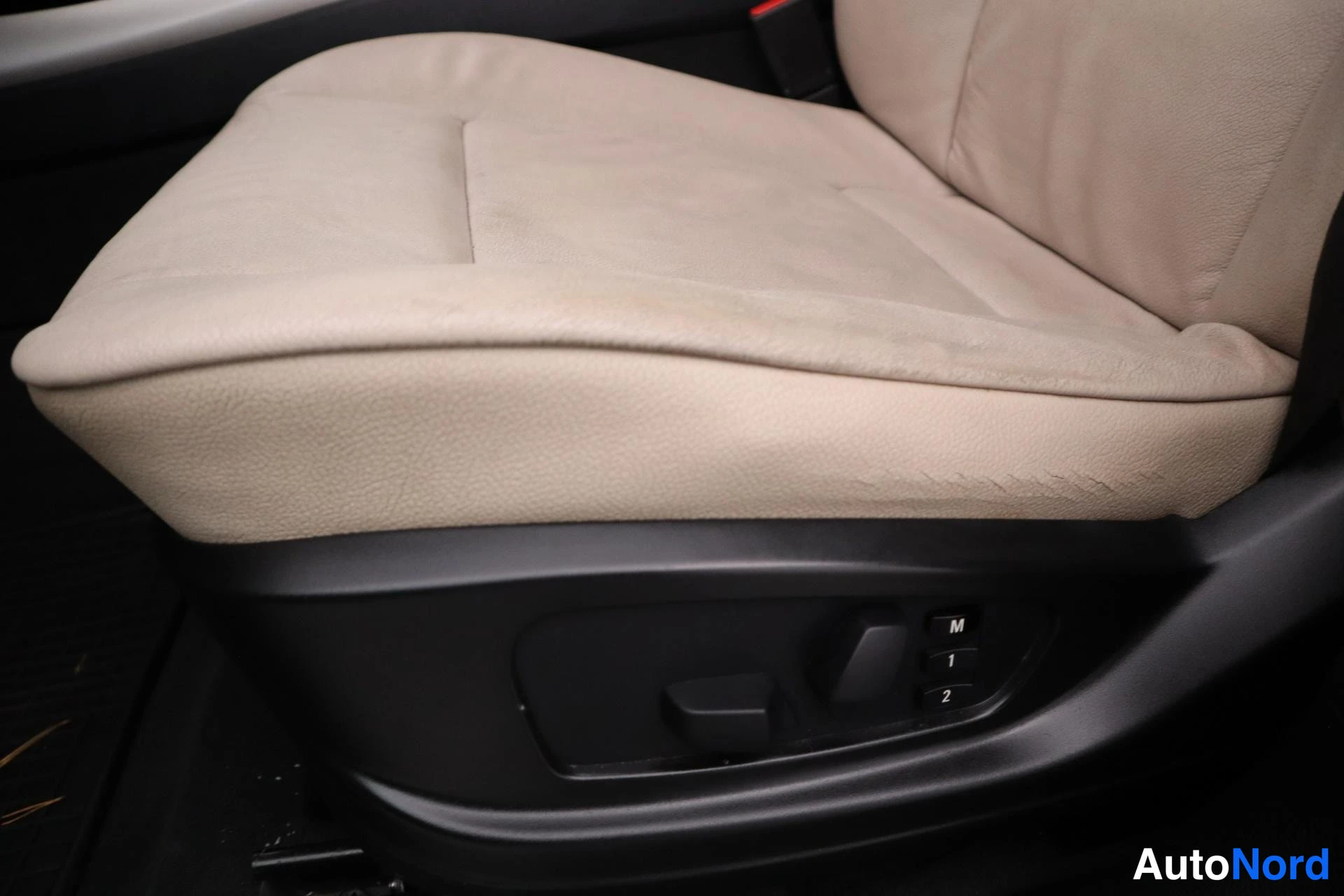 Musta BMW X5 2010, kuva 26