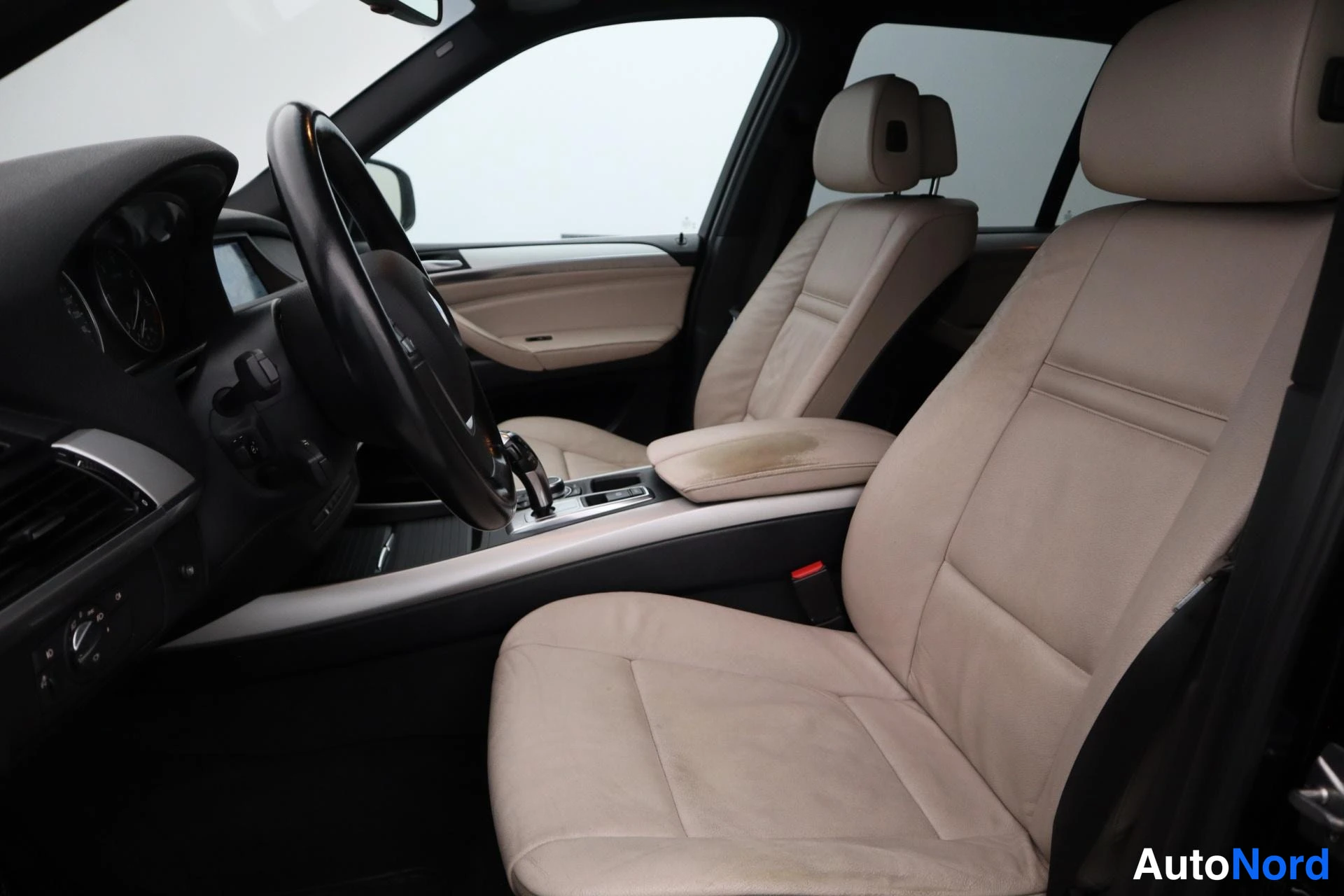 Musta BMW X5 2010, kuva 11