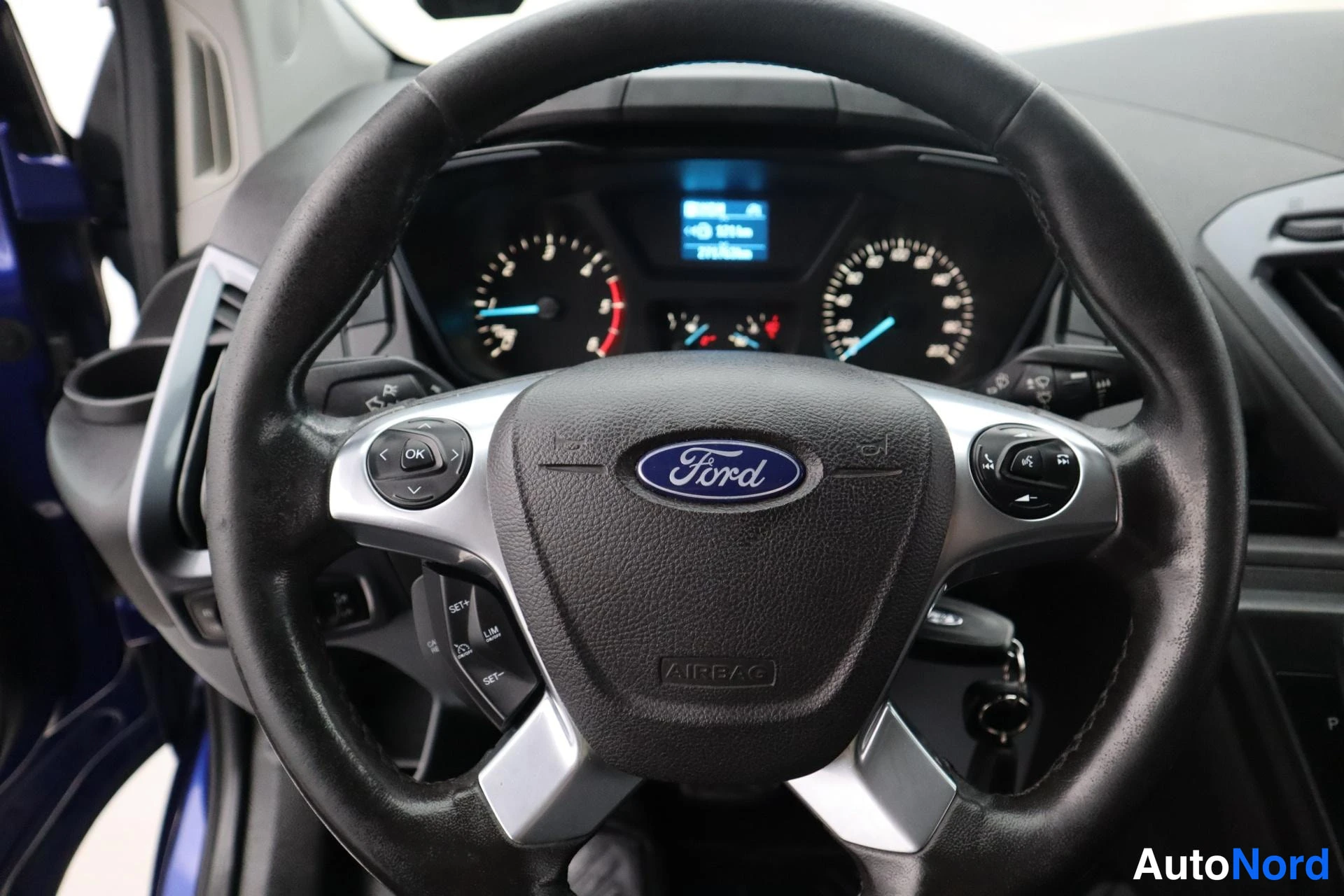 Sininen Ford Transit Custom 2017, kuva 11