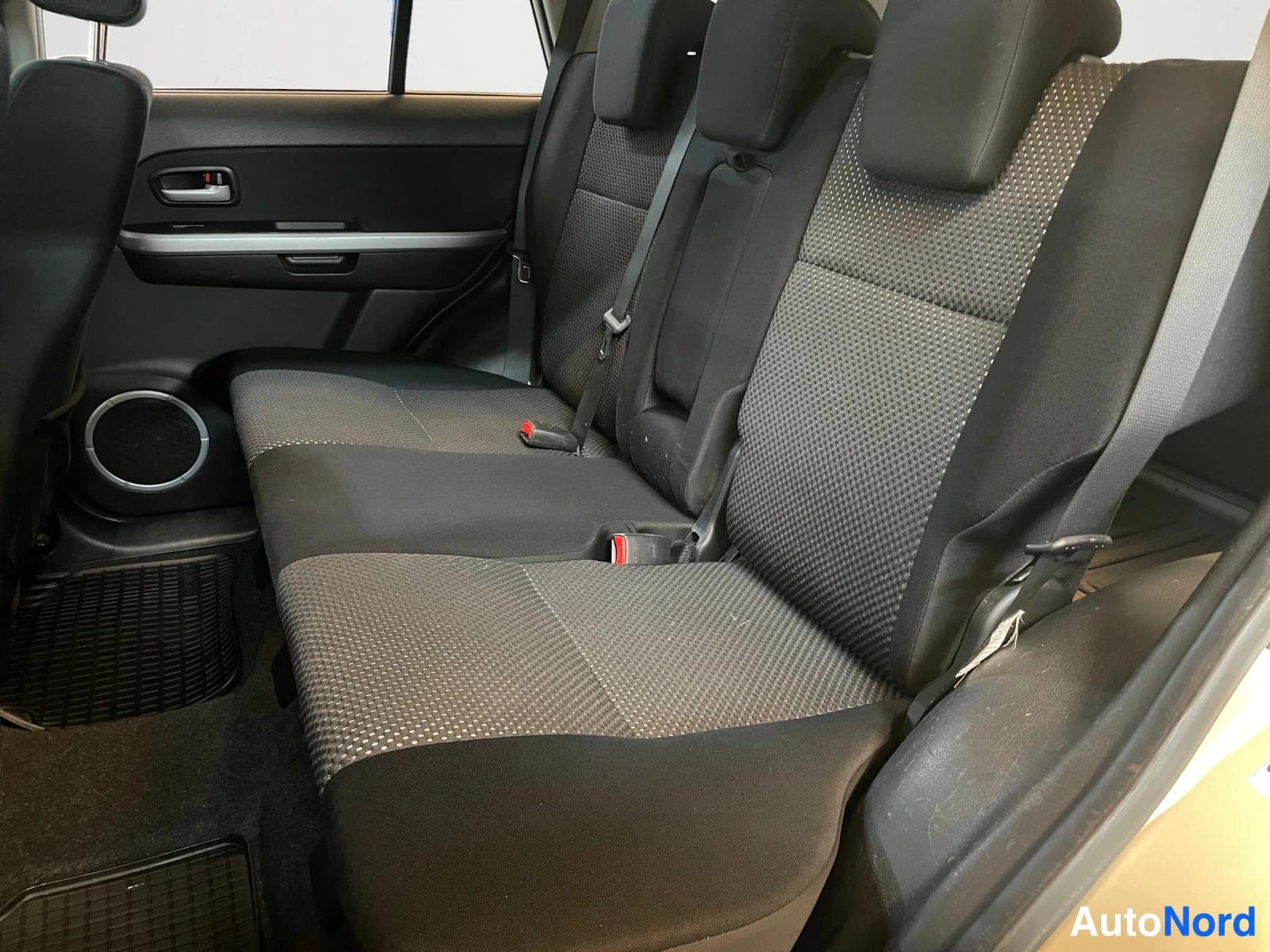 Ruskea Suzuki Grand Vitara 2007, kuva 17