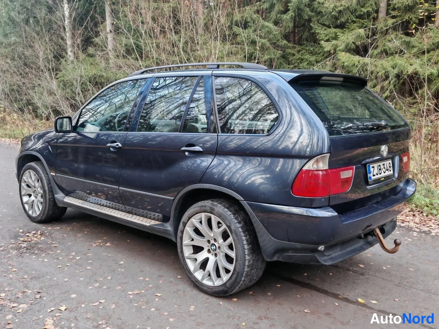 Sininen BMW X5 2003, takaviisto, kuva 4