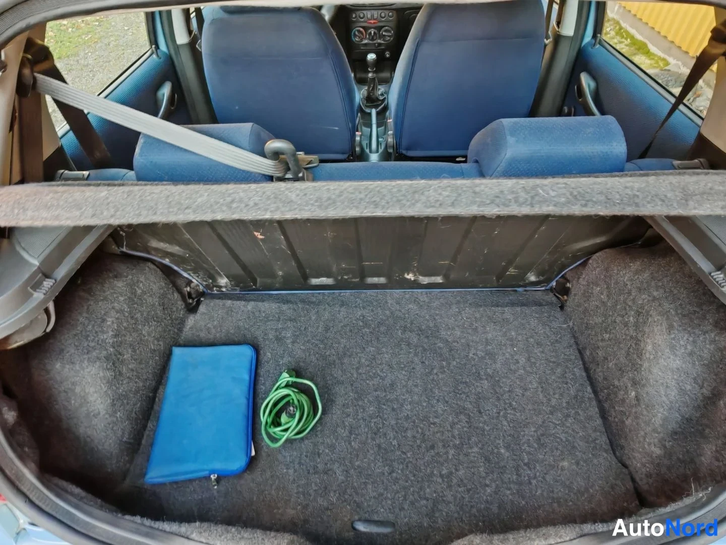 Sininen Fiat Punto 2005, kuva 10