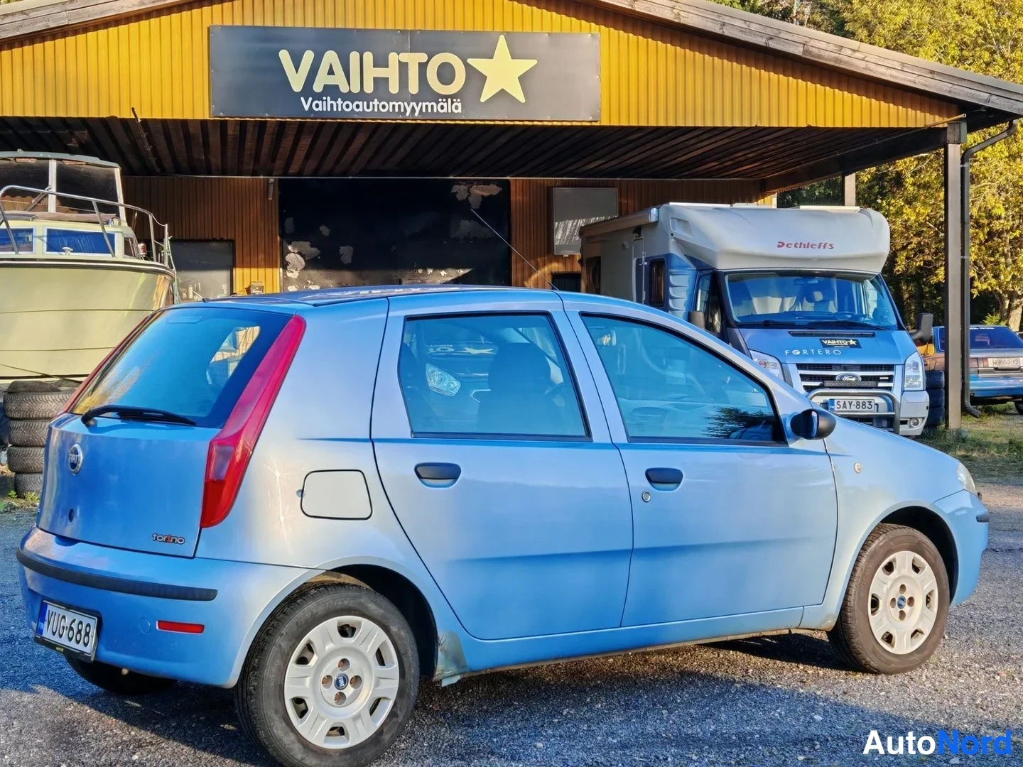 Sininen Fiat Punto 2005, takaviisto, kuva 3