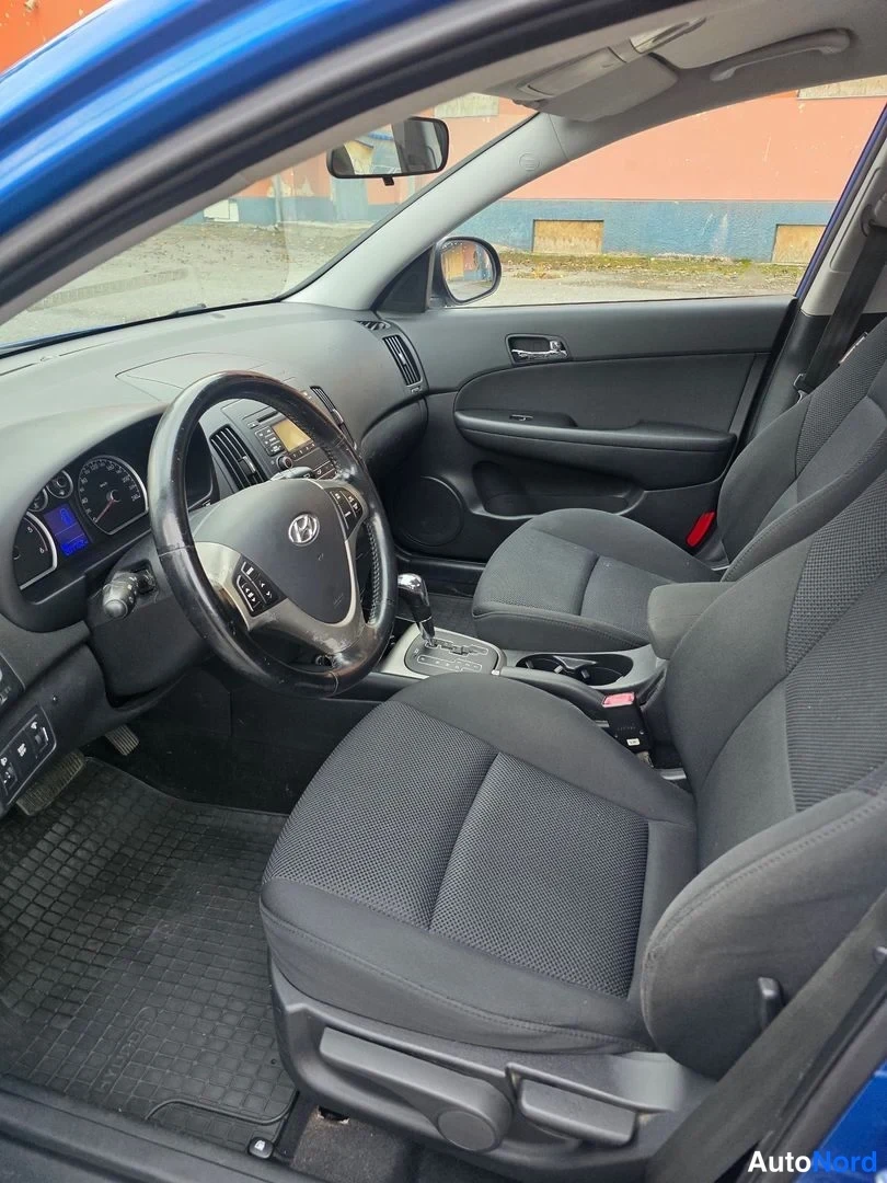 Sininen Hyundai i30 2008, etuviisto, kuva 5