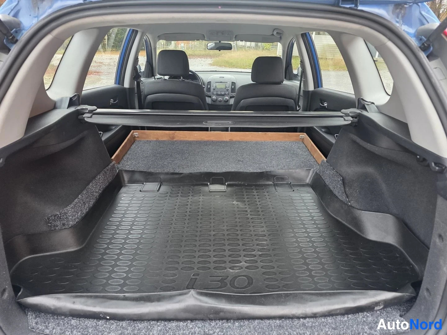 Sininen Hyundai i30 2008, kuva 9