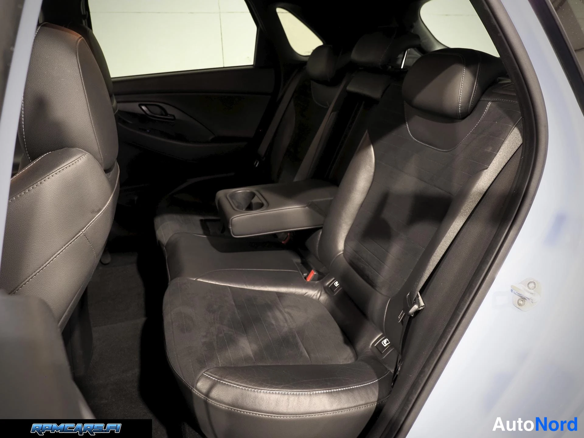 Sininen Hyundai i30 N 2018, kuva 59