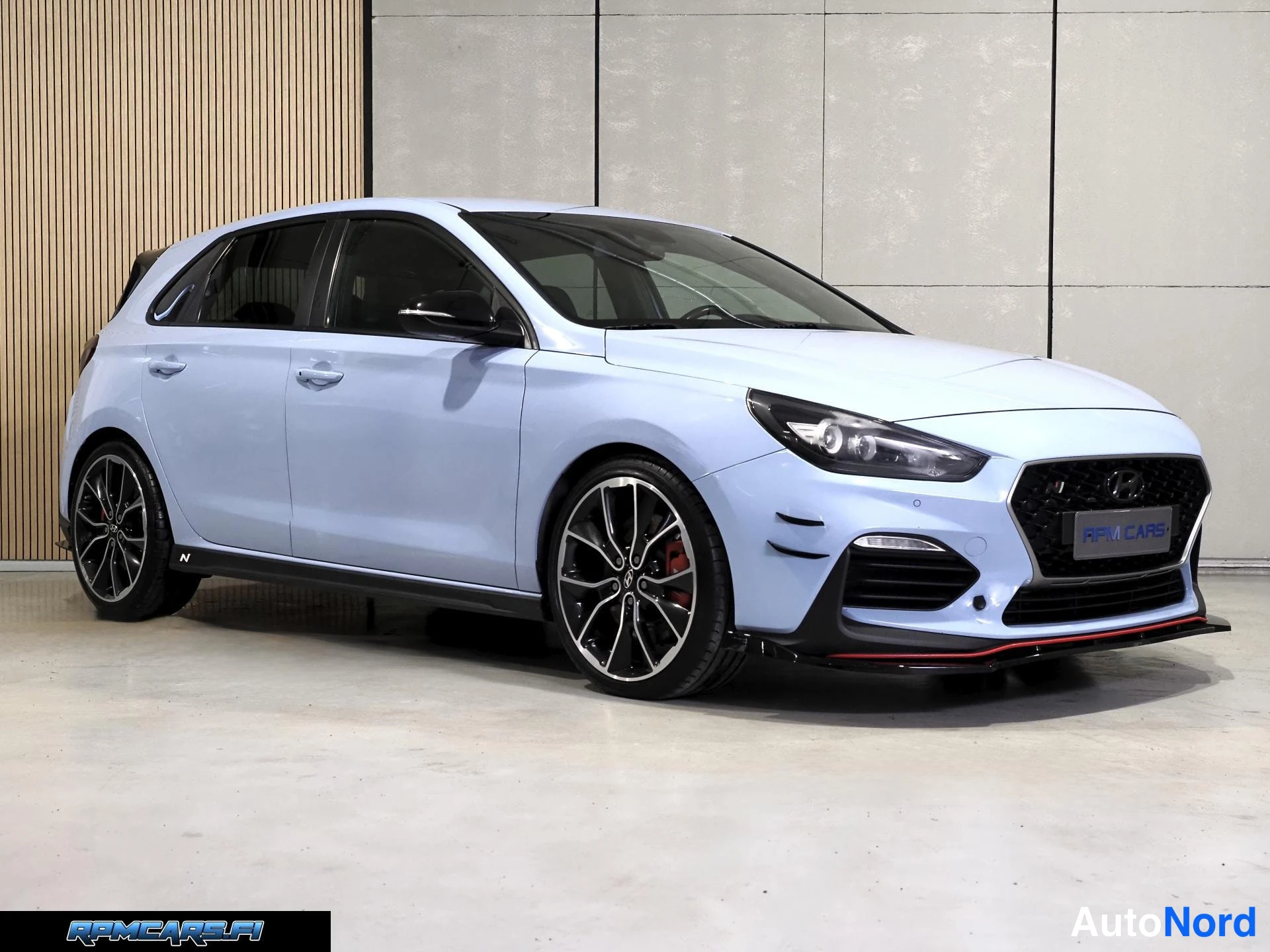 Sininen Hyundai i30 N 2018, etuviisto, keula oikealle, kuva 3
