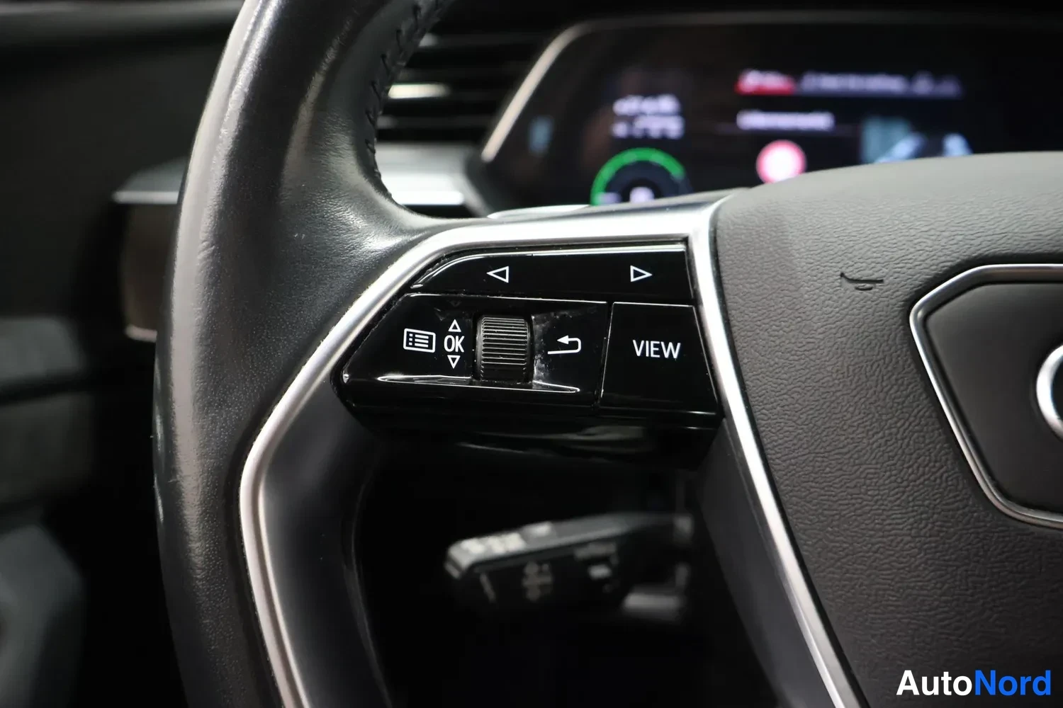 Sininen Audi e-tron Sportback 2021, kuva 14
