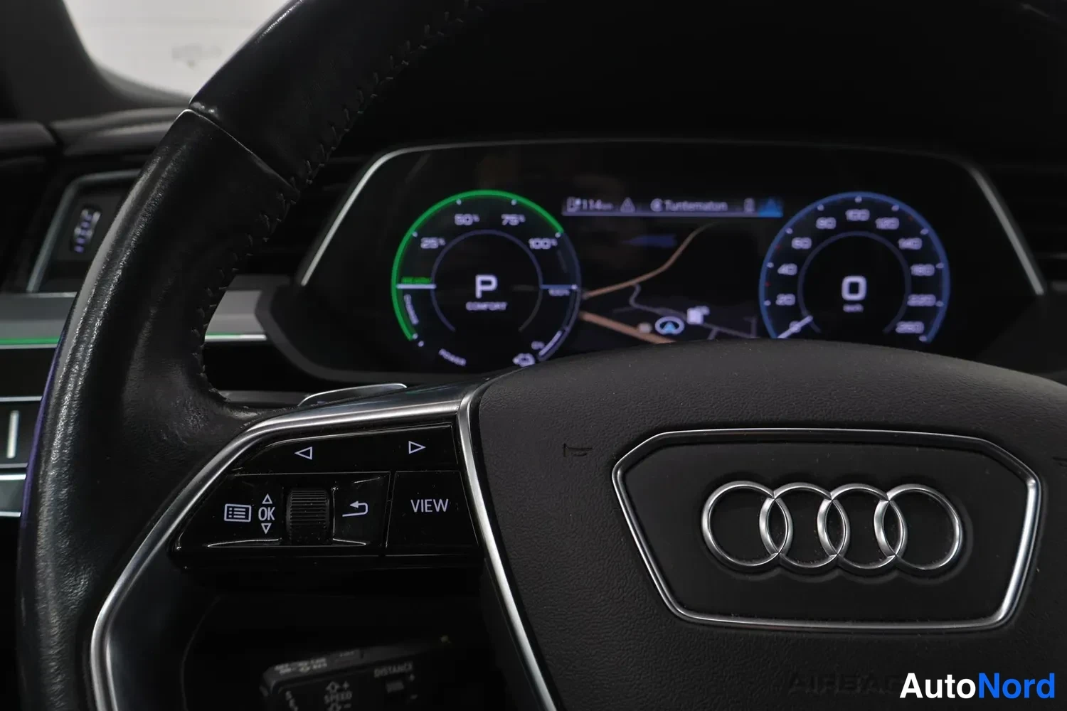 Blue Audi e-tron 55 2019, photo 19