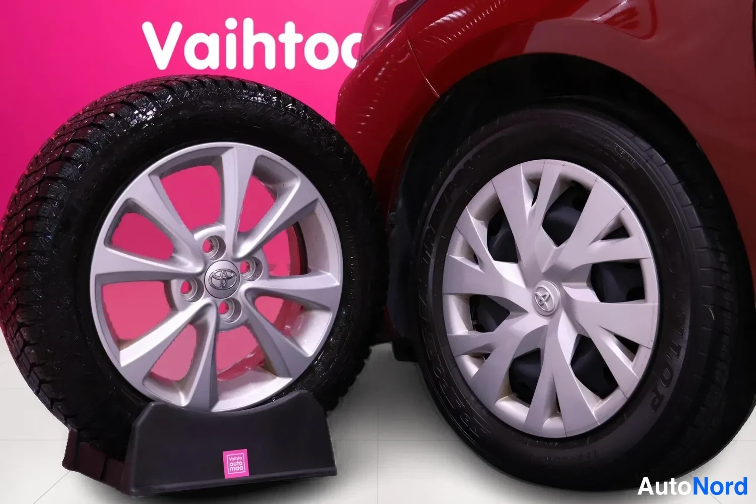 Punainen Toyota Yaris 2019, kuva 5