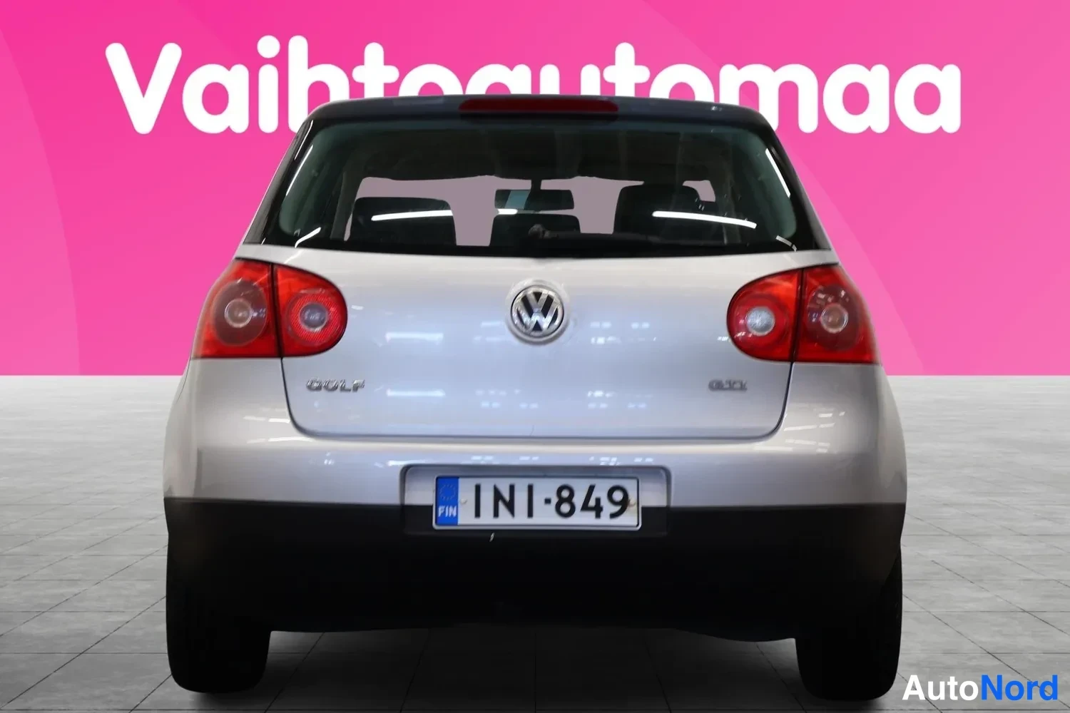 Harmaa Volkswagen Golf 2005, takaa, kuva 6
