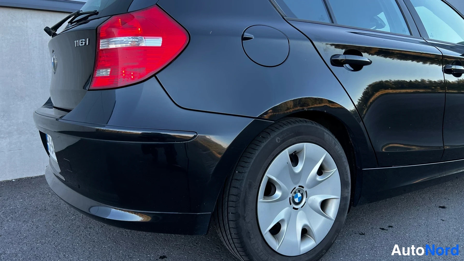 Black BMW 116i 2009, rear three-quarter, photo 14