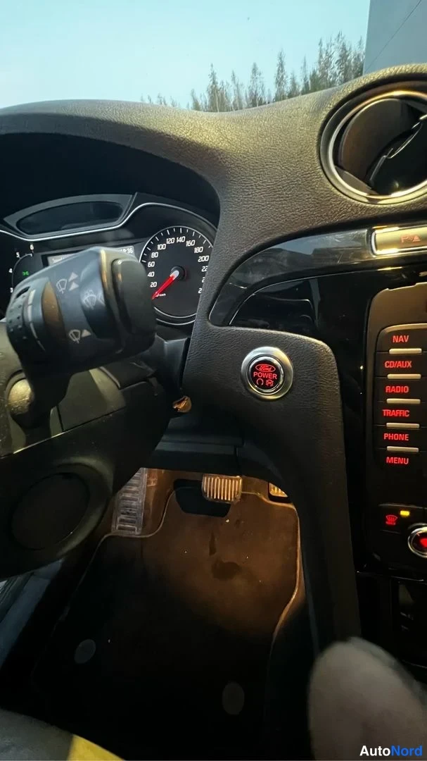 Black Ford Galaxy 2014, photo 36