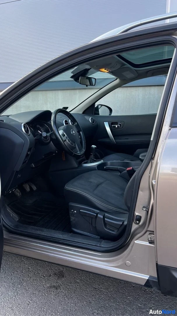 Copper Nissan Qashqai+2 2013, photo 16