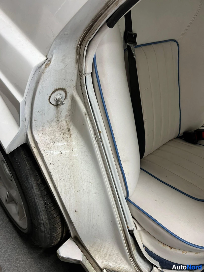 White Rolls-Royce Phantom 1986, photo 37
