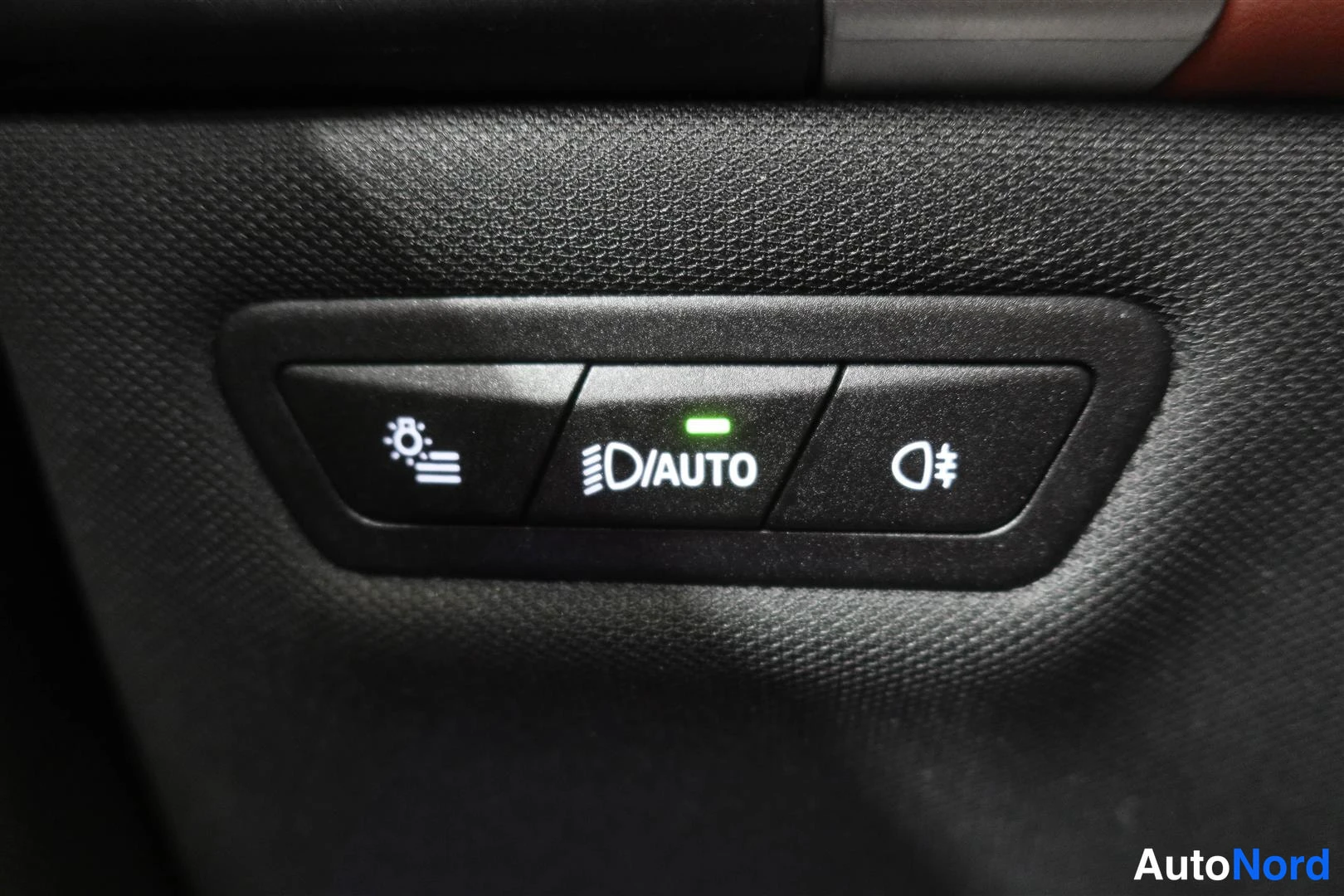 Harmaa BMW iX 2023, kuva 27