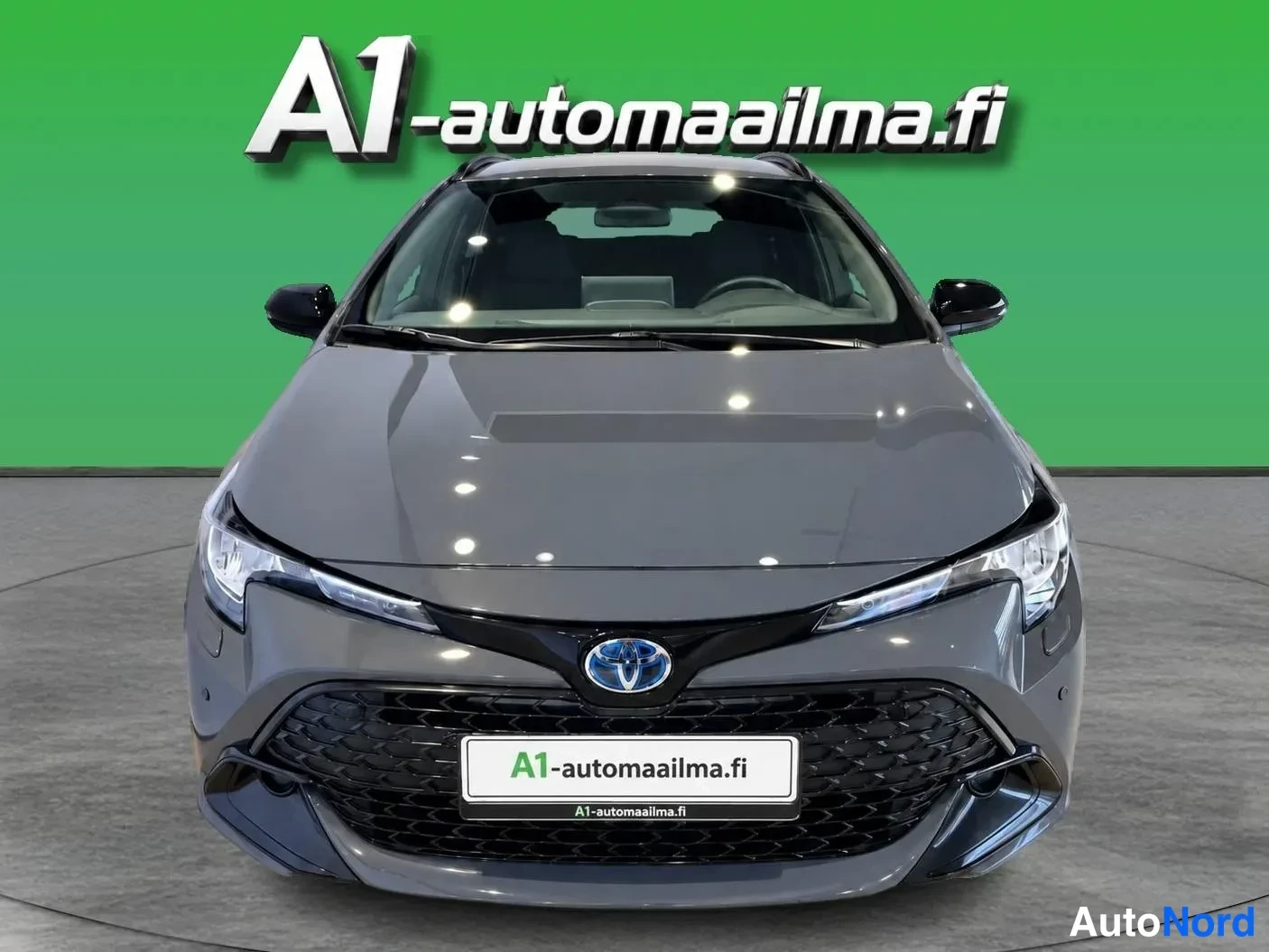Sininen Toyota Corolla Touring 2026, kuva 10