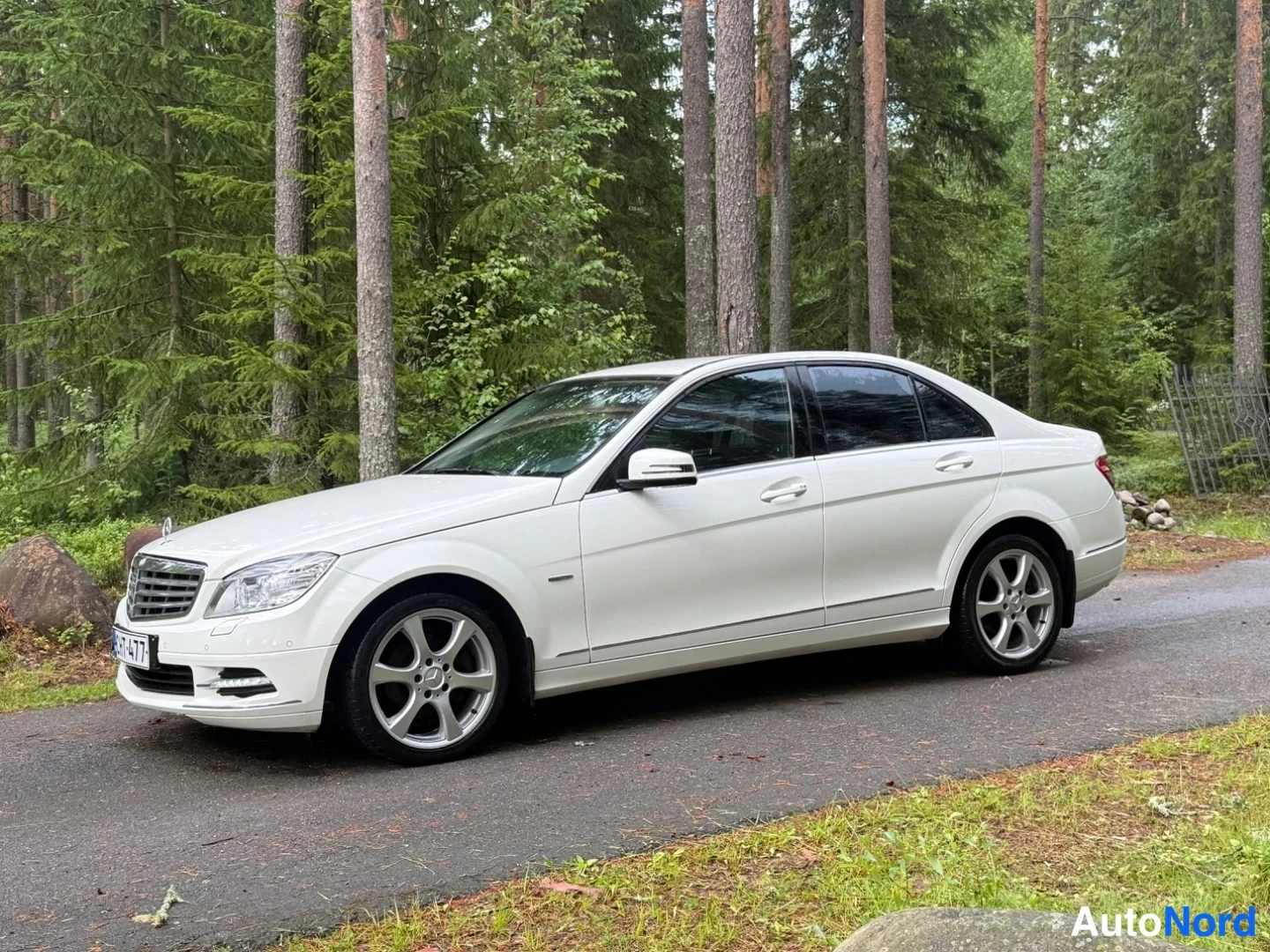 Mercedes-Benz C 180 CGI BE Premium Business 2011