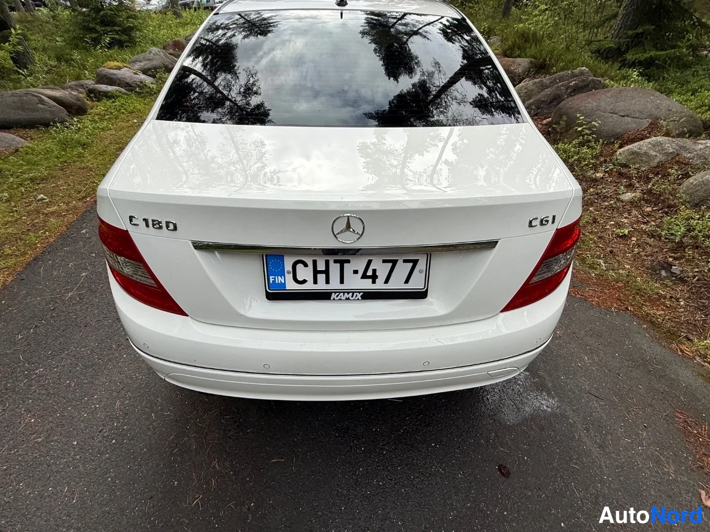 Valkoinen Mercedes-Benz C 180 2011, takaa, kuva 8