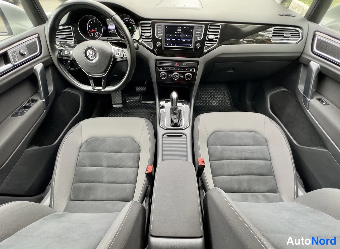 Harmaa Volkswagen Golf Sportsvan 2017, kuva 10