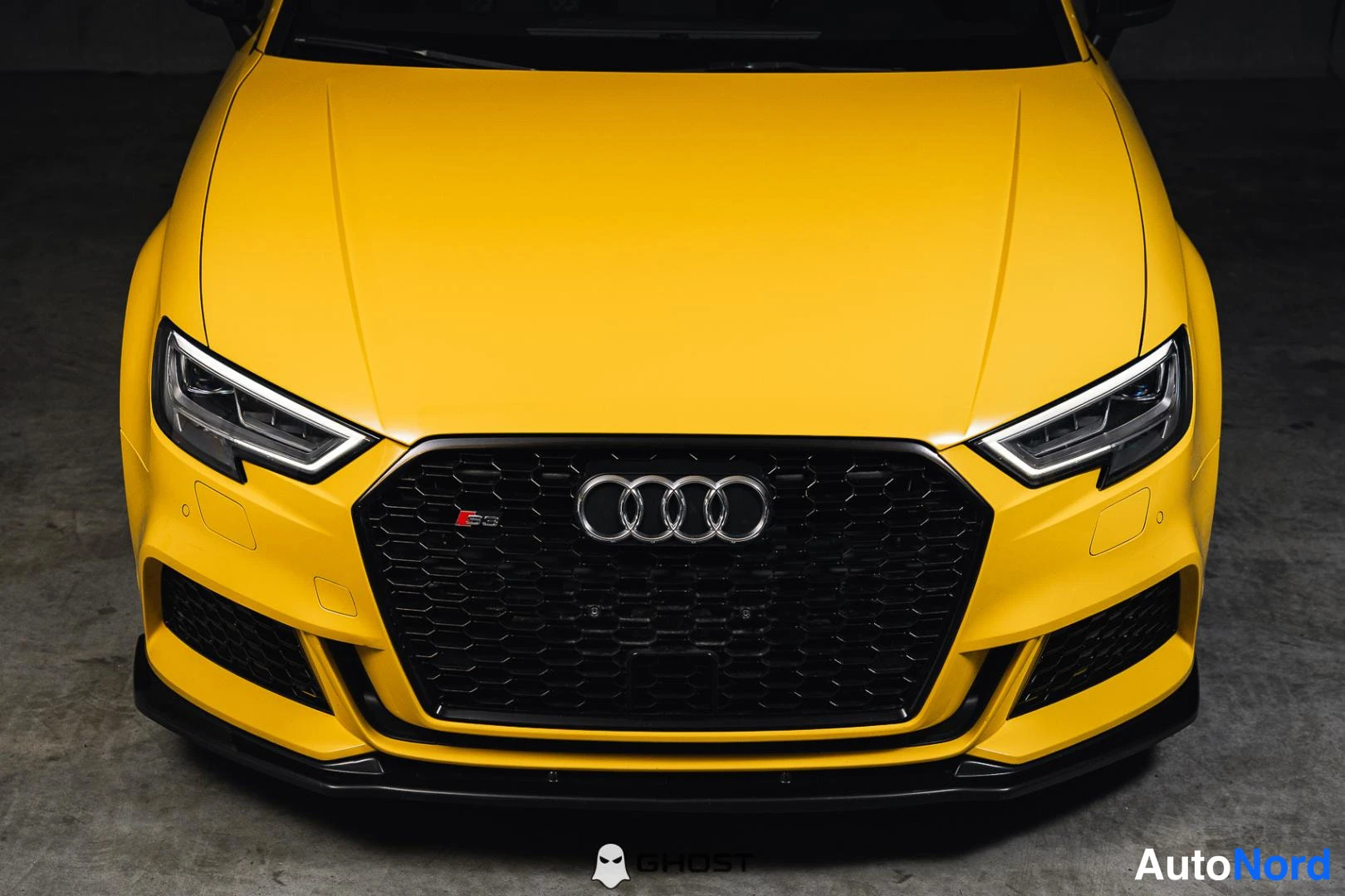 Keltainen Audi S3 2019, edestä, kuva 5