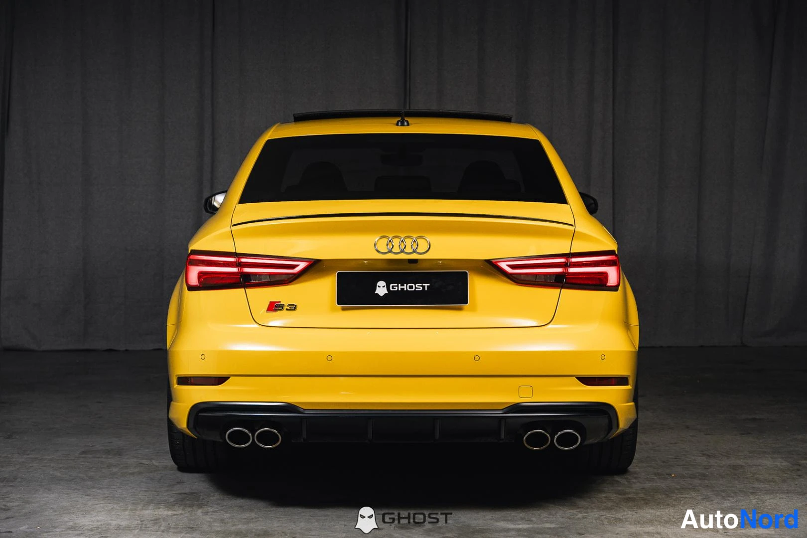 Keltainen Audi S3 2019, takaa, kuva 8