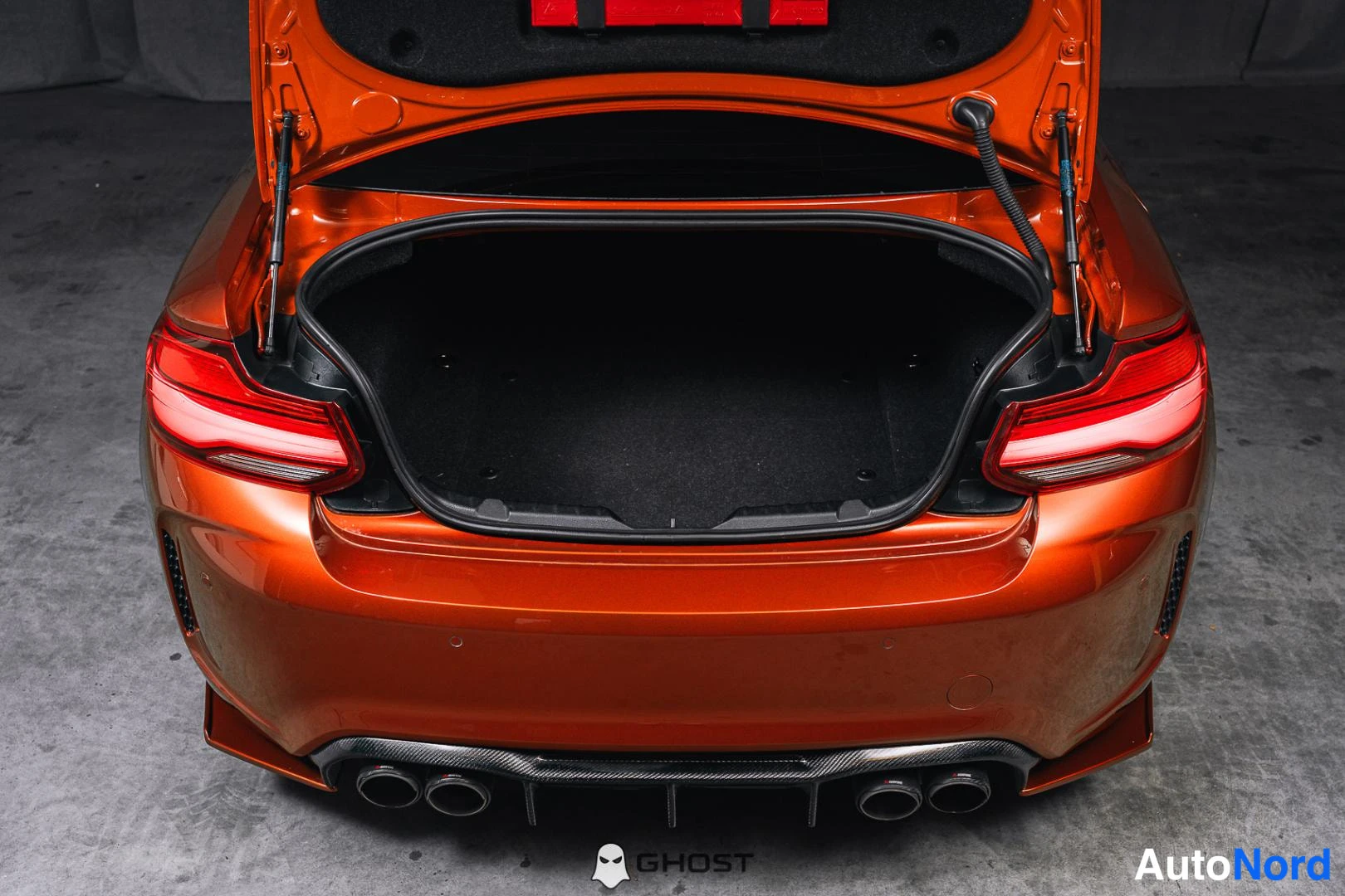 Oranssi BMW M2 2018, takaa, kuva 9