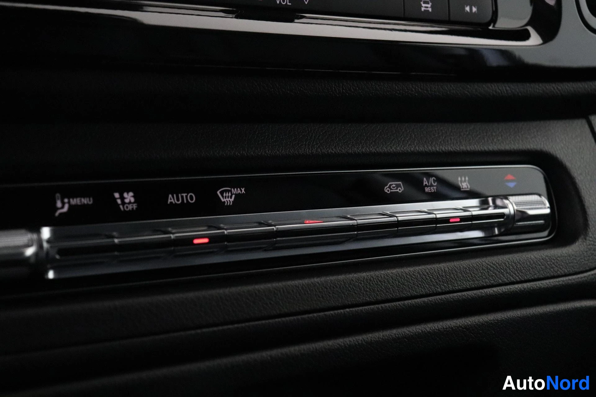 Harmaa Mercedes-Benz Vito 2026, kuva 14