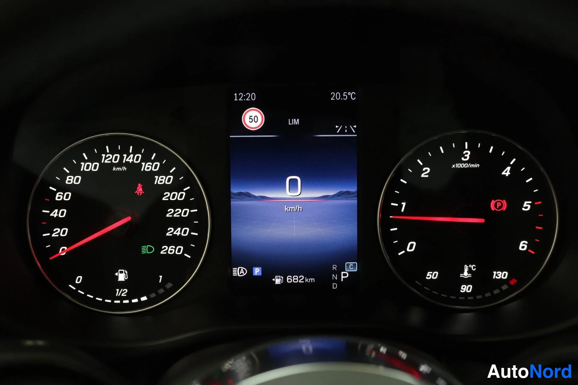 Harmaa Mercedes-Benz Vito 2026, kuva 10