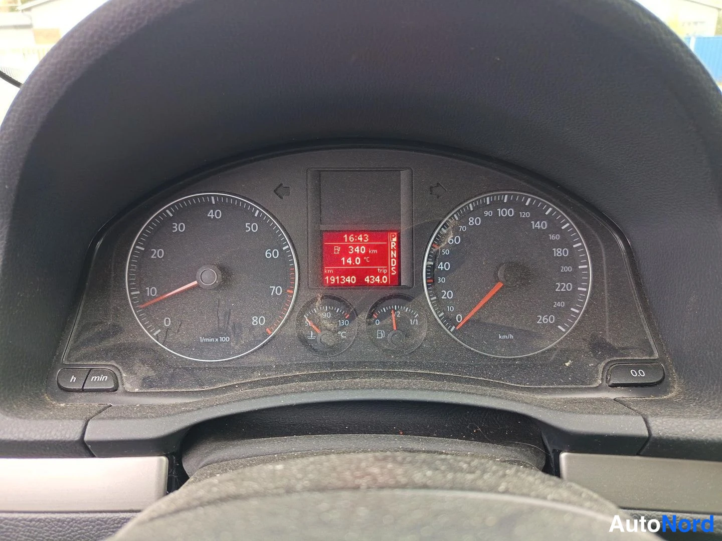 Sininen Volkswagen Golf 2008, kuva 10