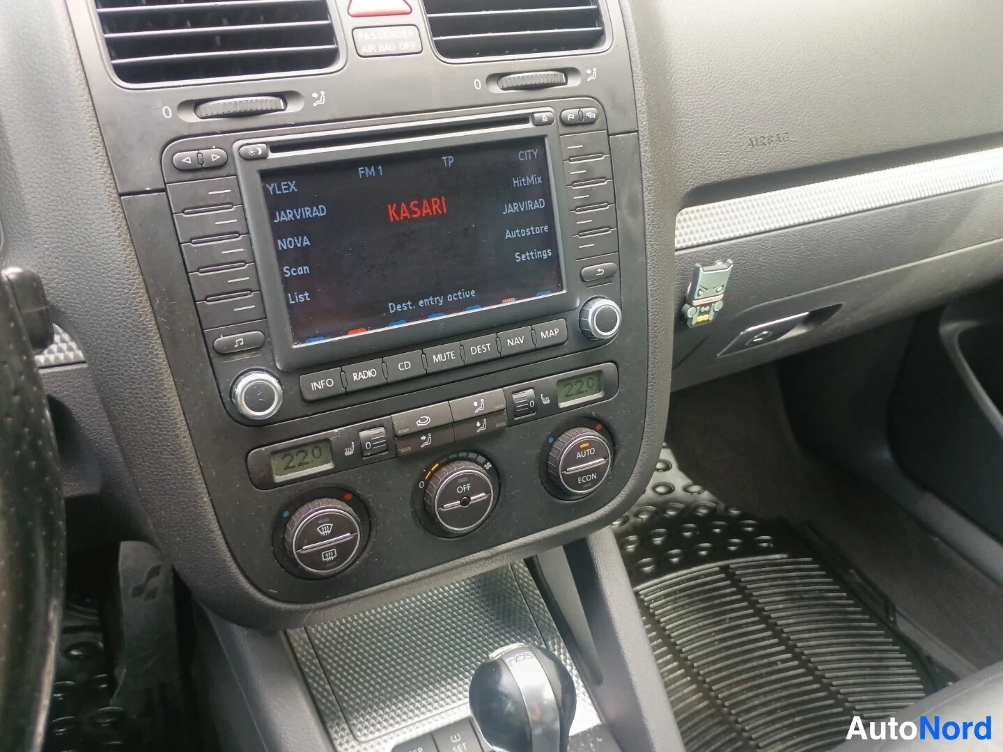 Musta Volkswagen Golf R32 2006, kuva 9