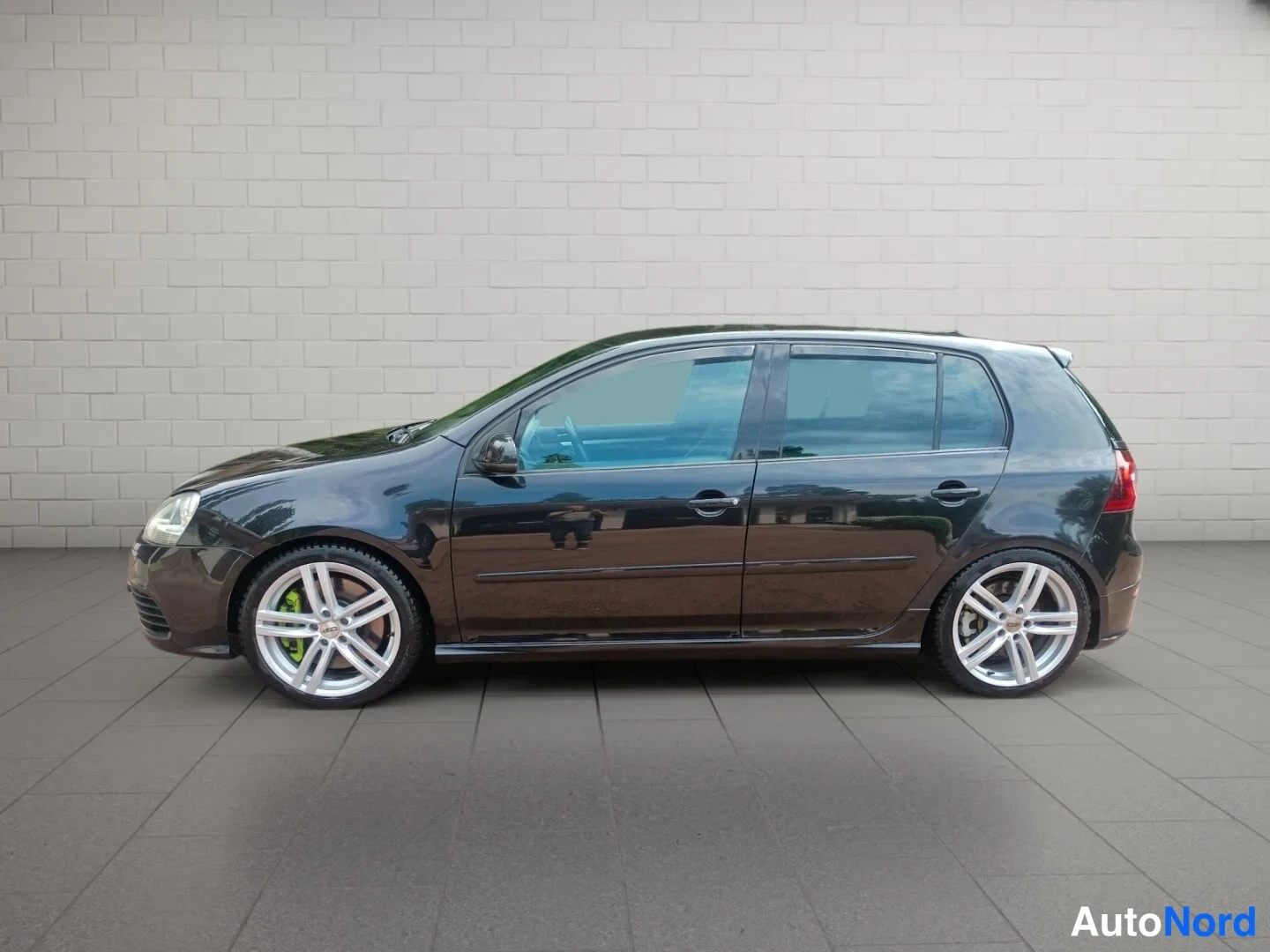 Volkswagen Golf R32 2006