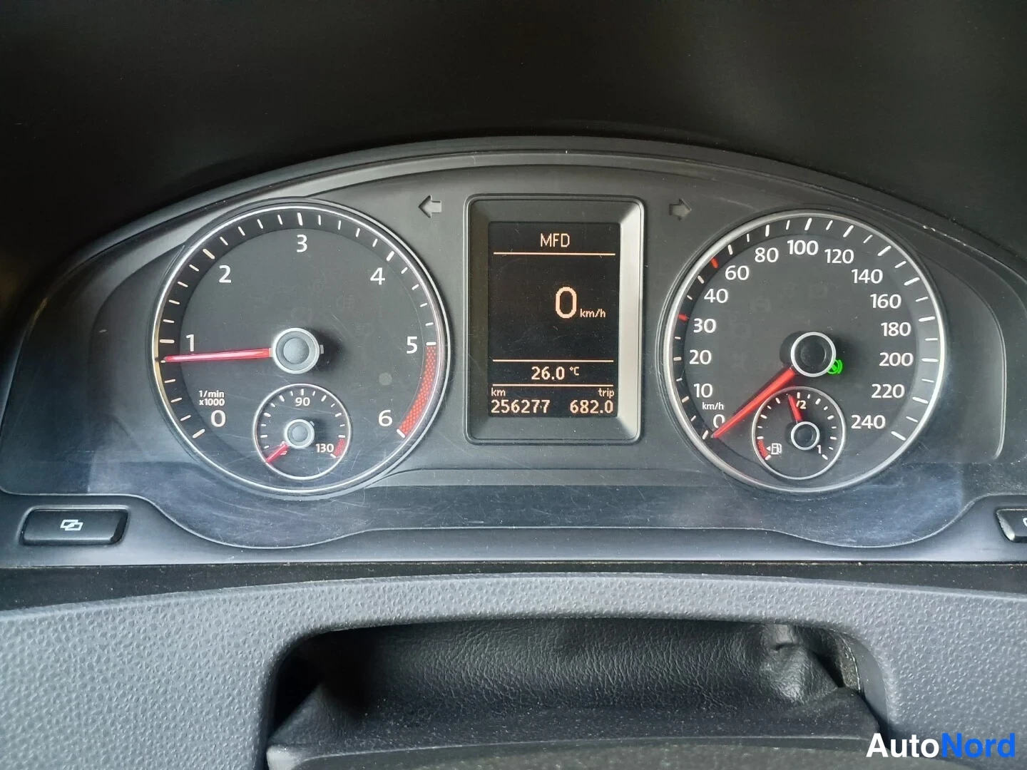 Harmaa Volkswagen Transporter CARAVELLE 2010, kuva 16