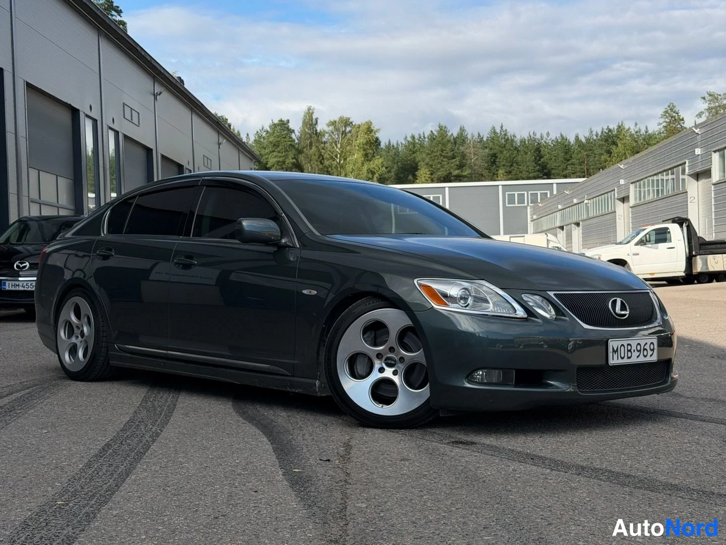 Vihreä Lexus GS 2007, etuviisto, keula oikealle, kuva 2