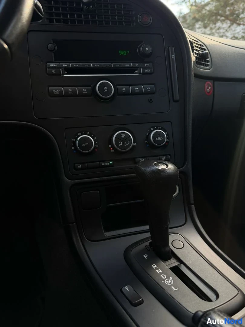 Punainen Saab 9-5 2006, kuva 13