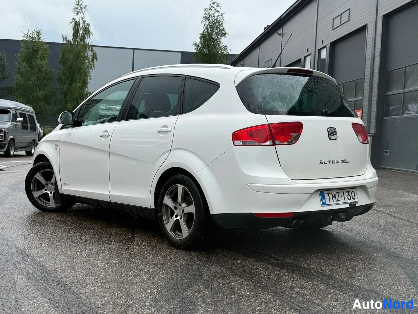 Valkoinen Seat Altea XL 2011, takaviisto, kuva 3