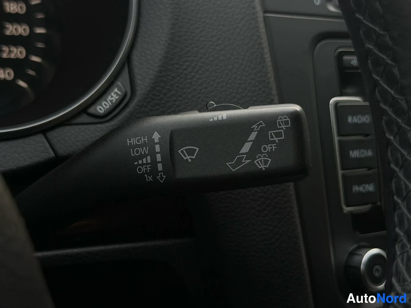 Hopea Volkswagen Golf 2011, kuva 11