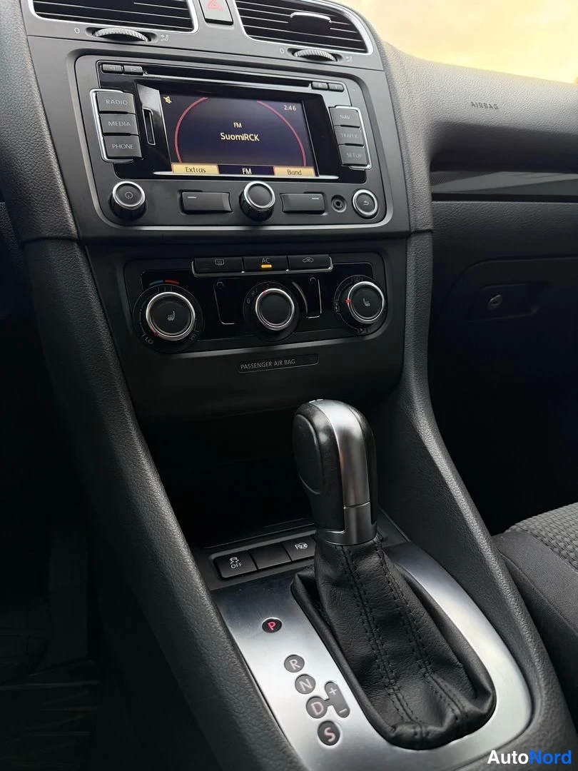 Hopea Volkswagen Golf 2011, kuva 12