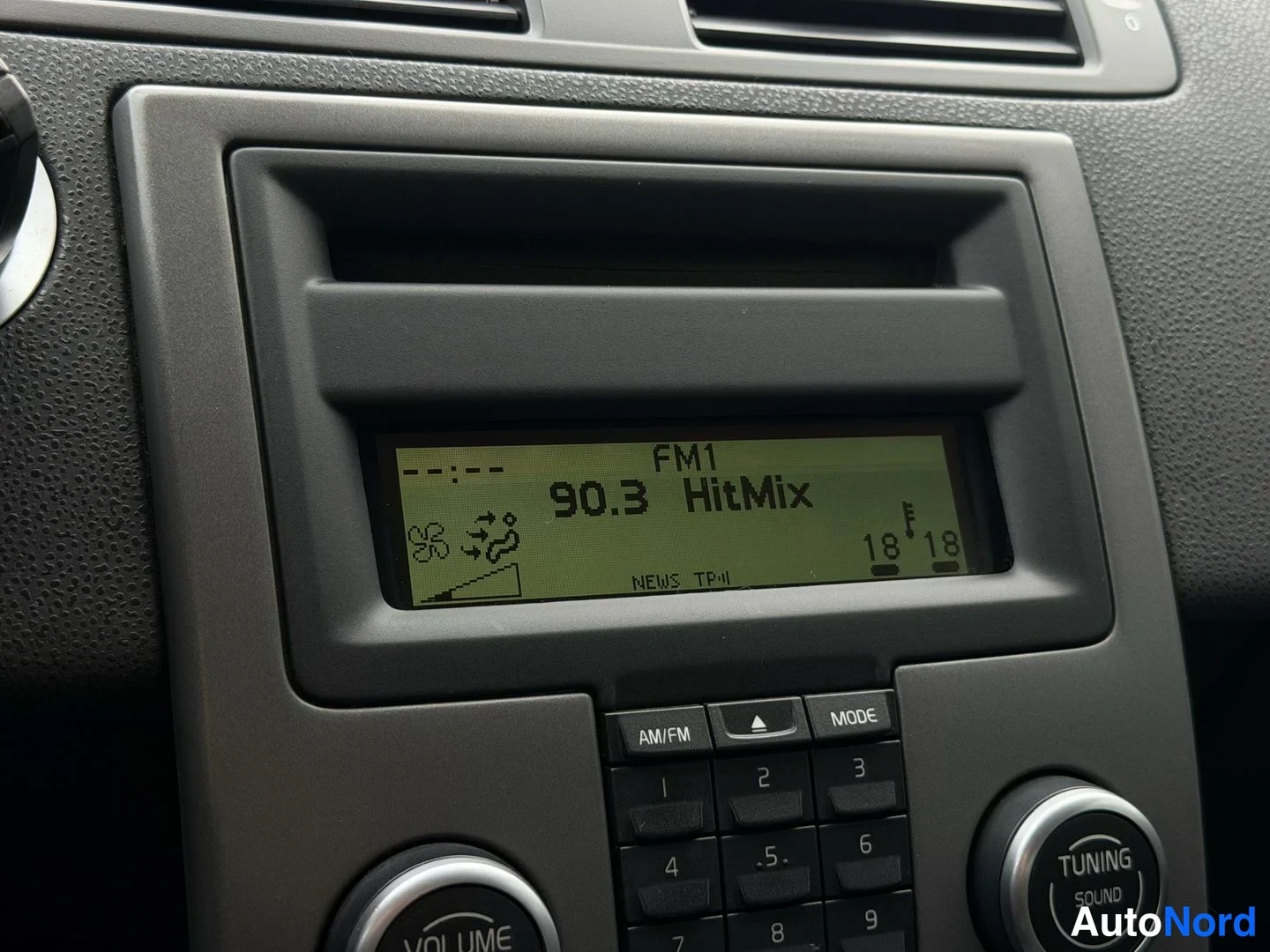 Grå Volvo S40 2008, bild 14