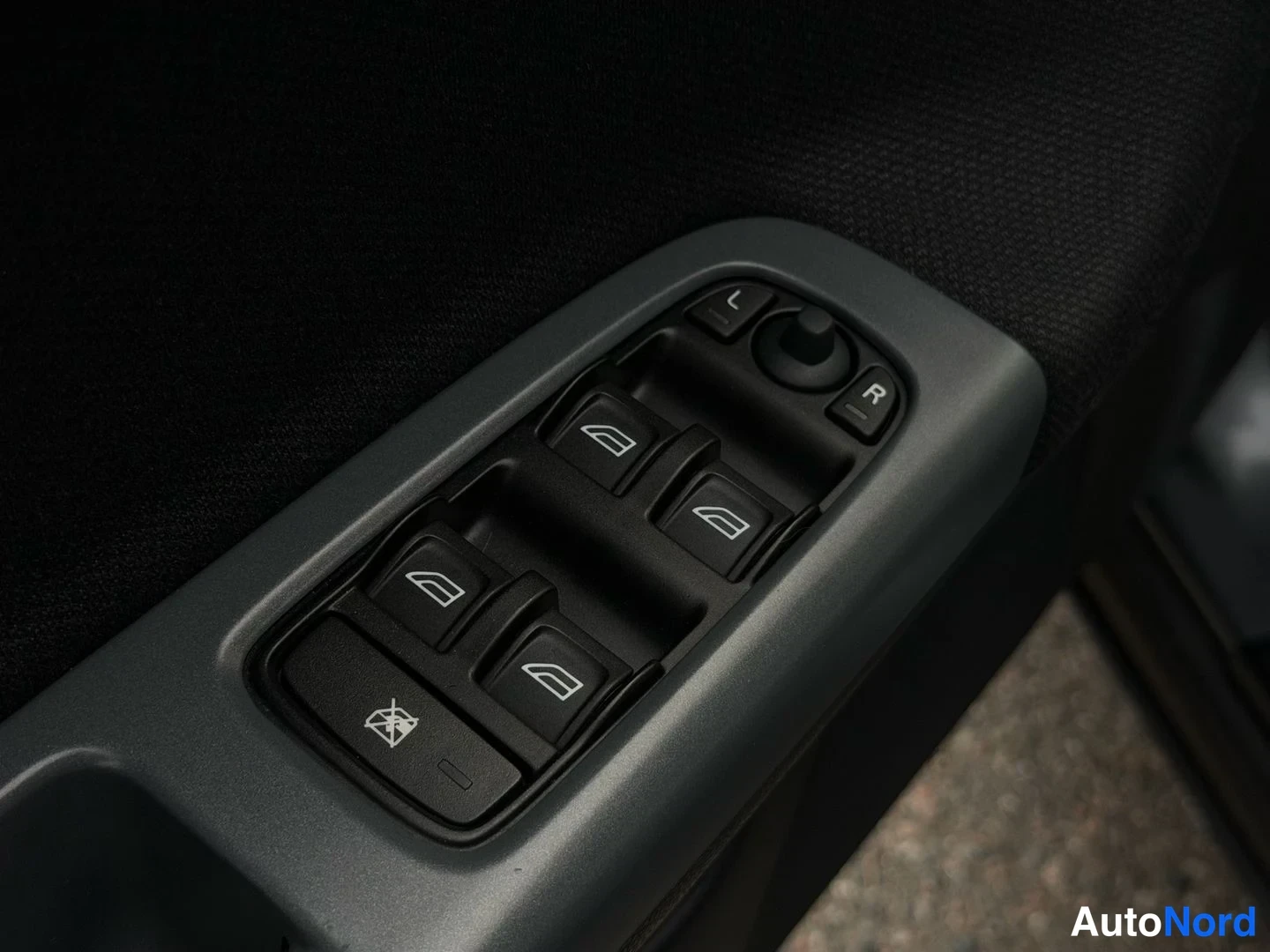 Grå Volvo S40 2008, bild 7