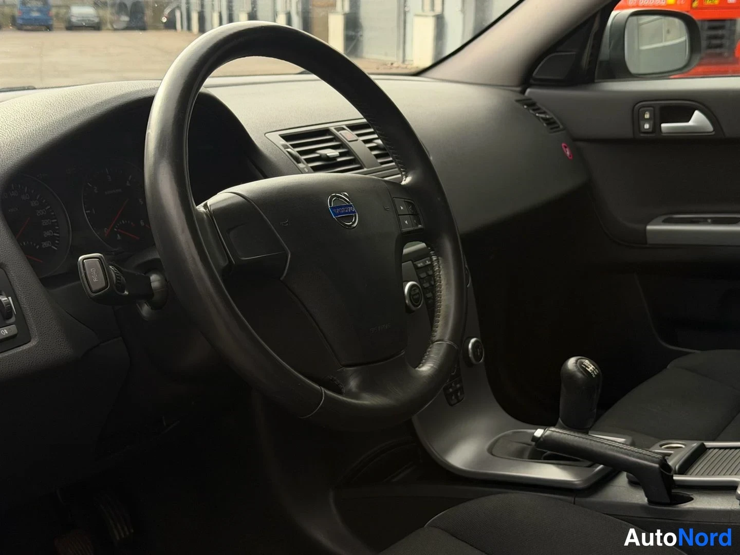Grå Volvo S40 2008, bild 9