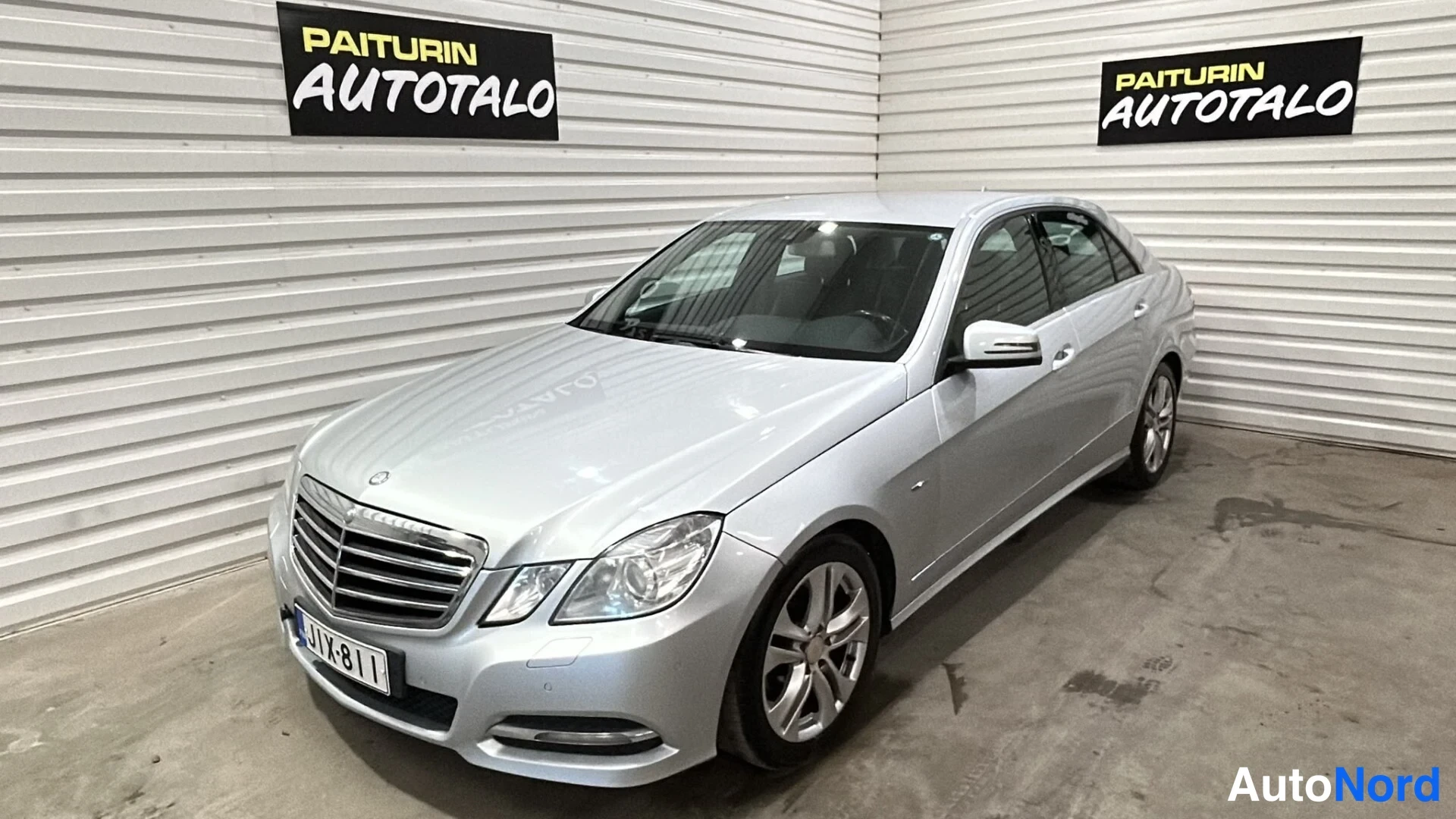 Mercedes-Benz E Huippu 2011