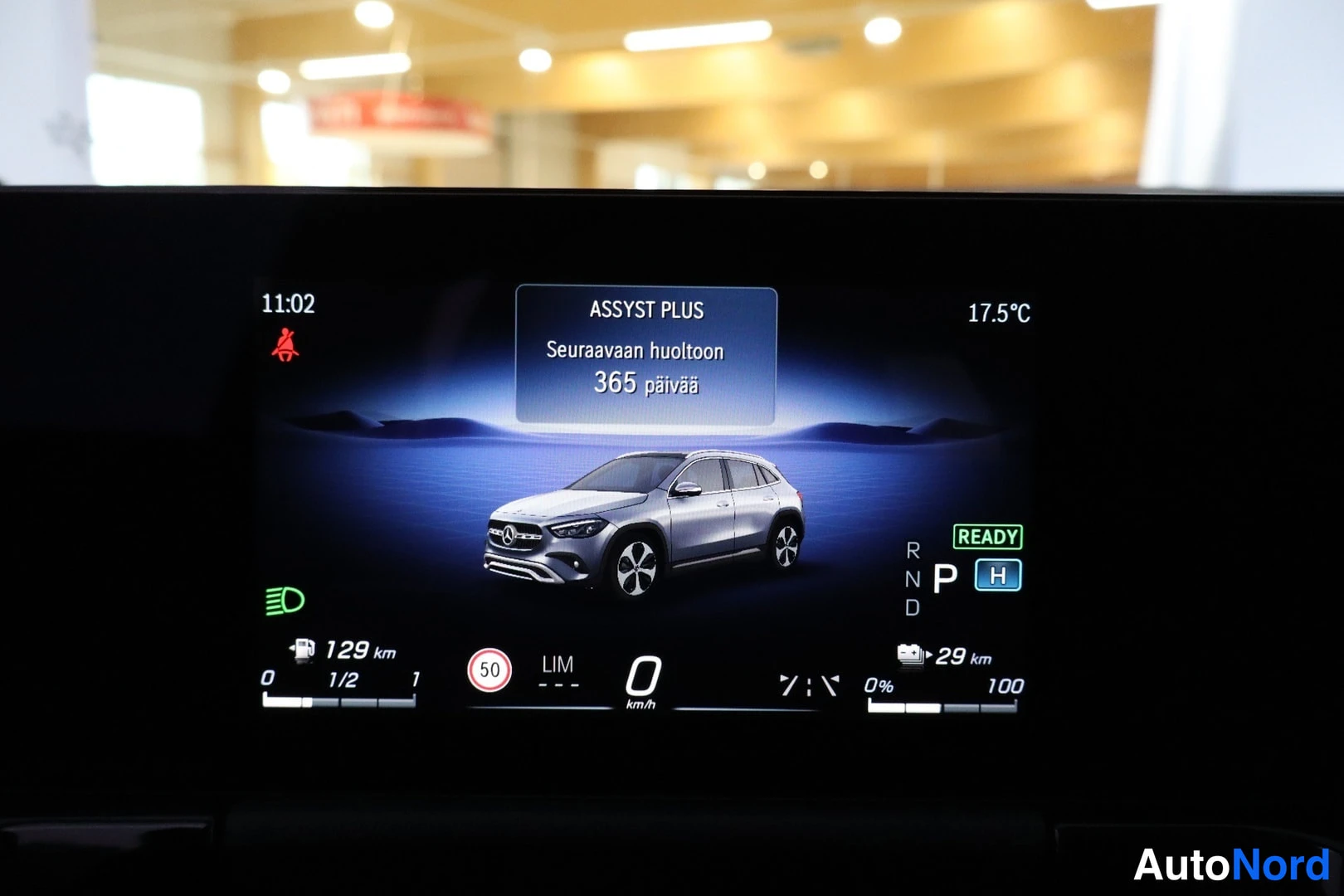 Musta Mercedes-Benz GLA 2026, kuva 14
